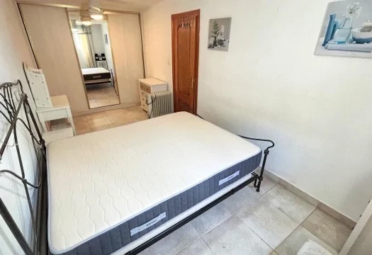 Corner 4 bedroom townhouse in Villamartin