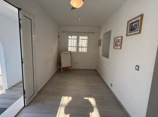 Detached house with private pool in Villamartin