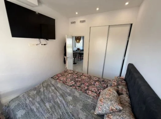 3 bedroom villa with pool in Villamartin,reduced from 395000,to 349900euro
