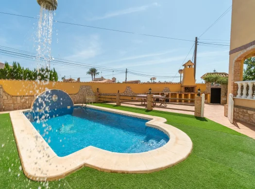 5 bedroom villa in Orihuela Costa, Las Mimosas