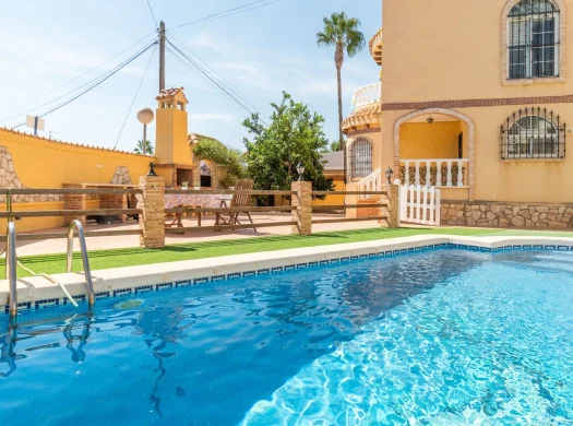 5 bedroom villa in Orihuela Costa, Las Mimosas