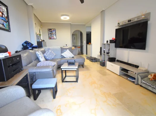 2 bed apartament in Villamartin Plazza,next to golf course